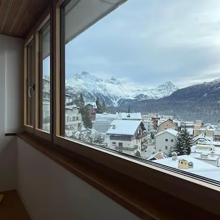 New! Cozy, With A Stunning View סנט מוריץ