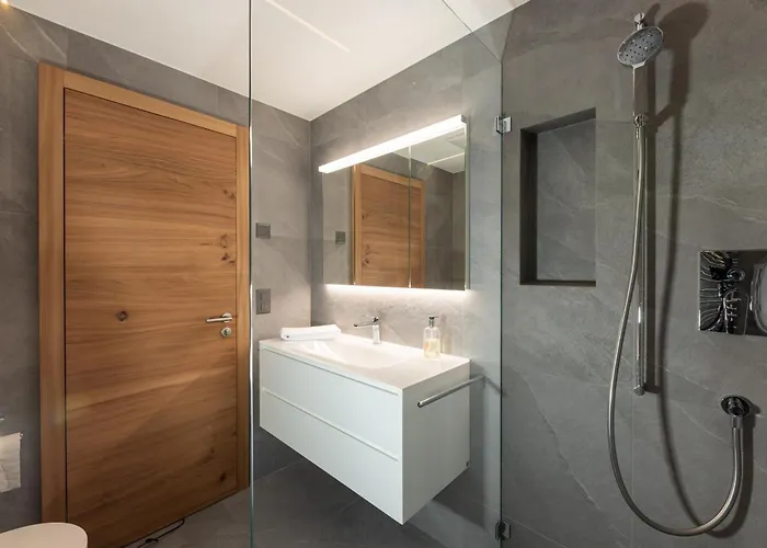 New! Cozy, With A Stunning View * 圣莫里茨