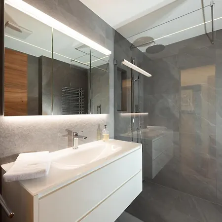 New! Cozy, With A Stunning View Daire